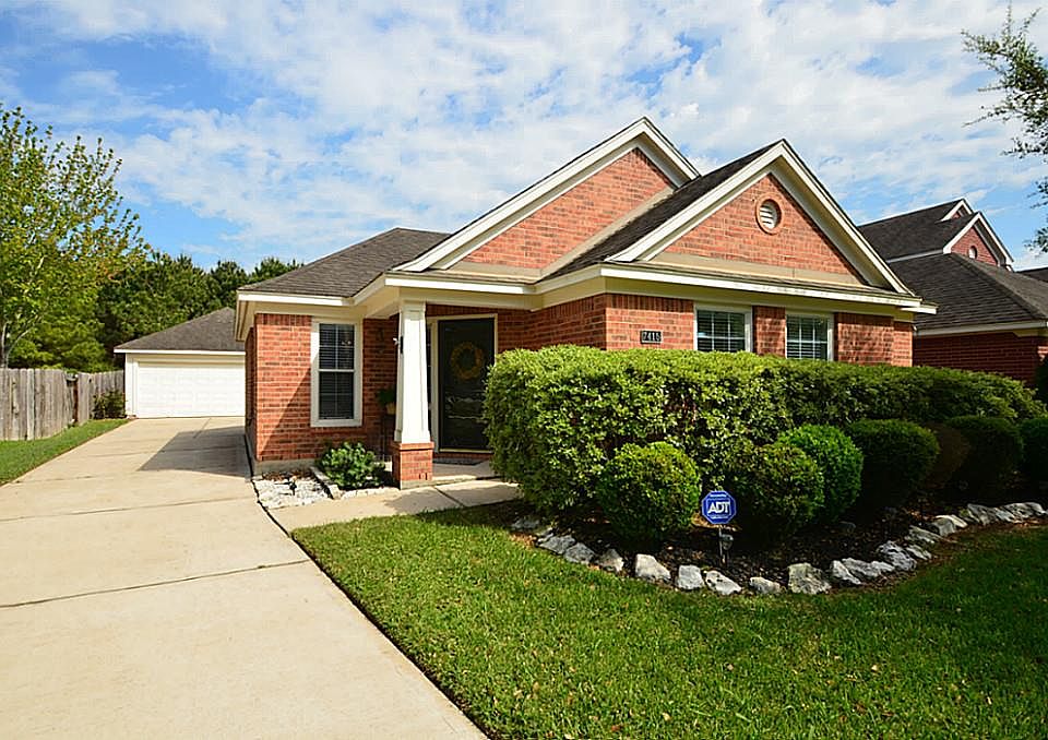 1st image of 7415 Bannon Field Ln