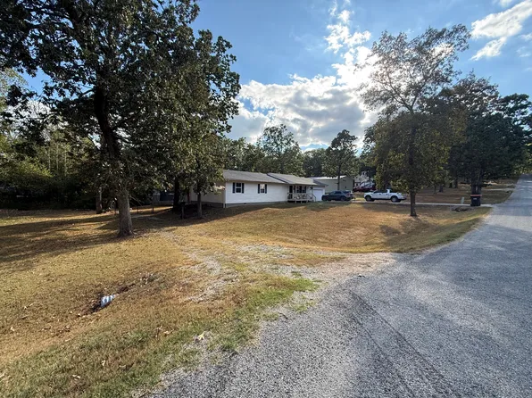 366 Dickens Cir, Forsyth, MO 65653