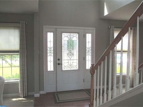 2nd image of 320 Redbud Dr