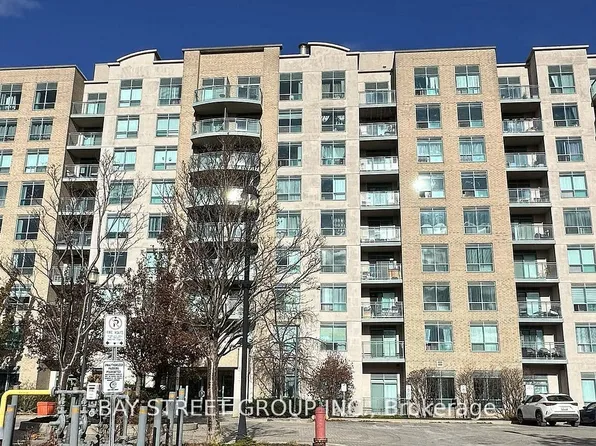 51 Baffin Ct #611, Richmond Hill, ON L4B 4P6