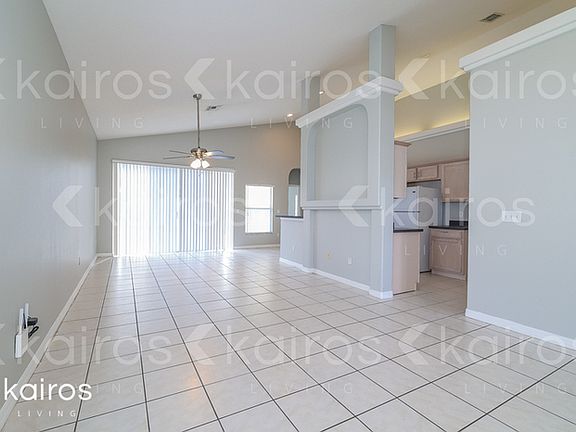 3rd image of 16736 Glenbrook Blvd