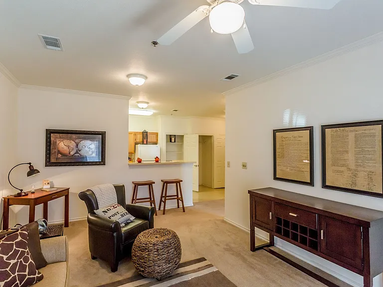Foothills Apartments — Photo 31