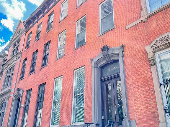 3rd image of 1118 Saint Paul St Unit 21
