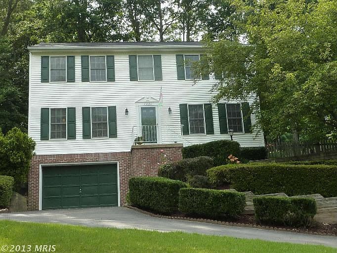1st image of 16090 Deer Park Dr
