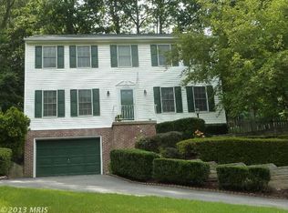 16090 Deer Park Dr, Dumfries, VA 22025