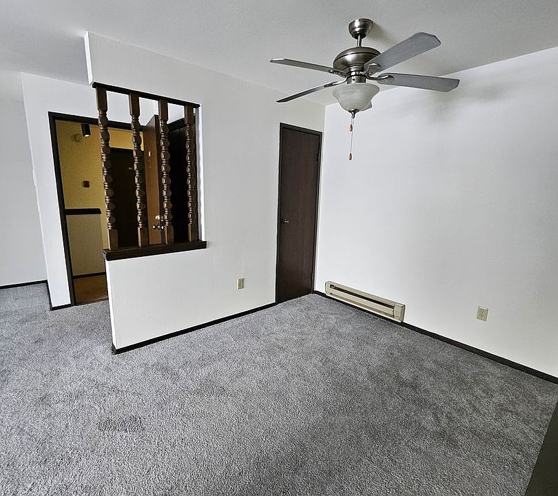 1315 Meadowcreek Dr. 1315 Meadowcreek Dr Pewaukee WI Zillow