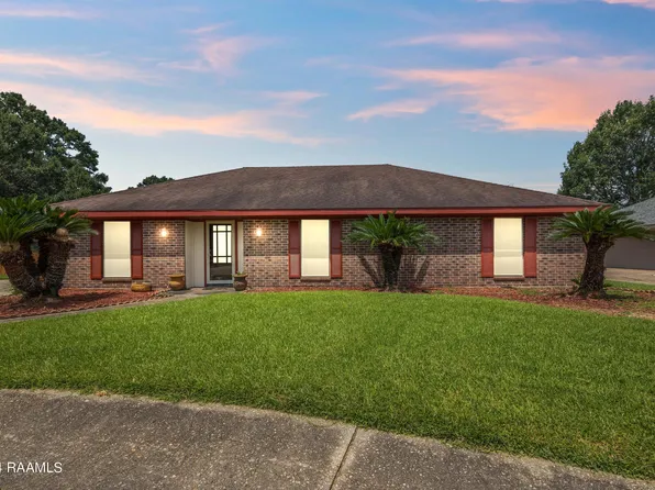 322 S Philo Dr, Lafayette, LA 70506
