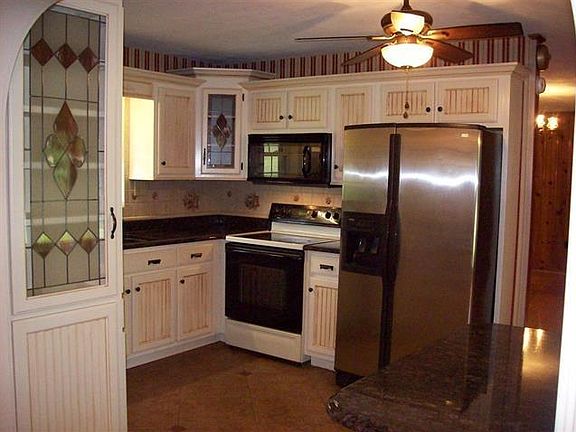 3rd image of 124 Brookebridge Ct NW #8