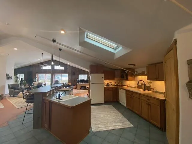 1127 Union Ave #2 — Photo 17