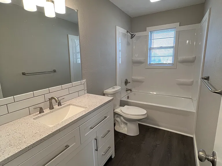 2725 N 155th Ter #2725 — Photo 7