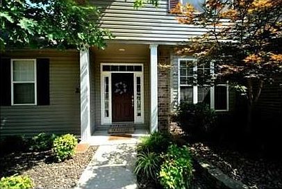 2nd image of 21 Merritt Cir