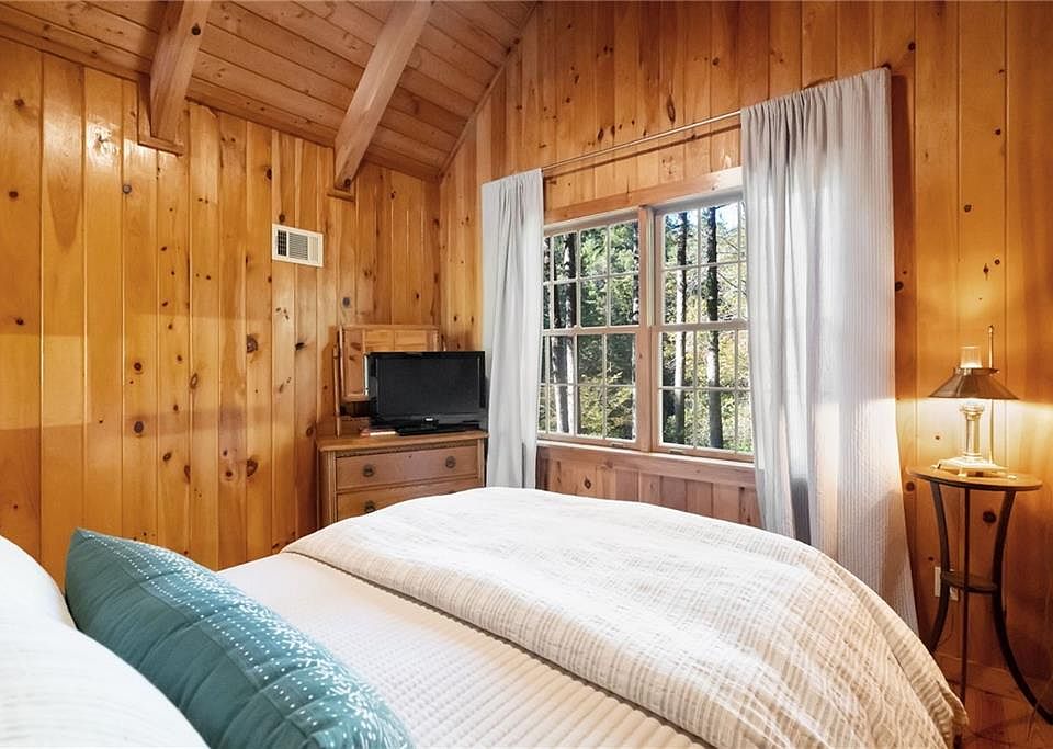 43rd image of this home