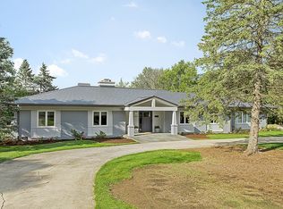 1300 Victoria Cir S, Elm Grove, WI 53122
