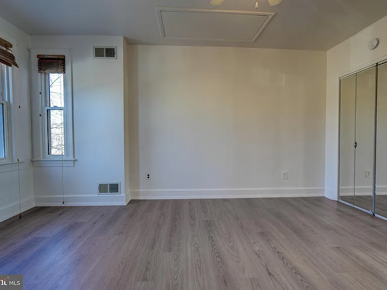1209 I St SE — Photo 20