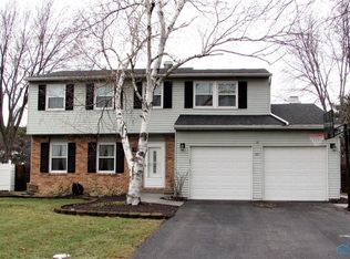 205 Mallard Rd, Perrysburg, OH 43551