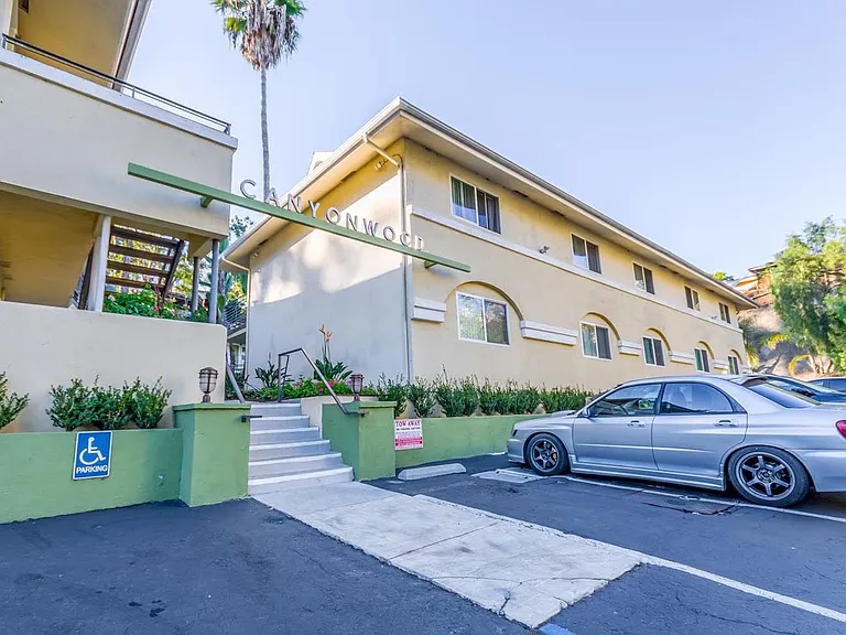 Canyonwood Apartments — Photo 7