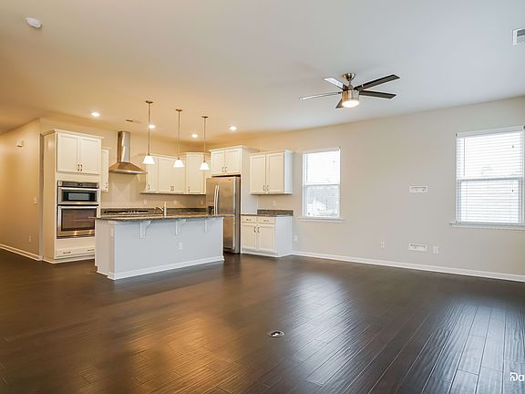 4th image of 180 Yadkin St