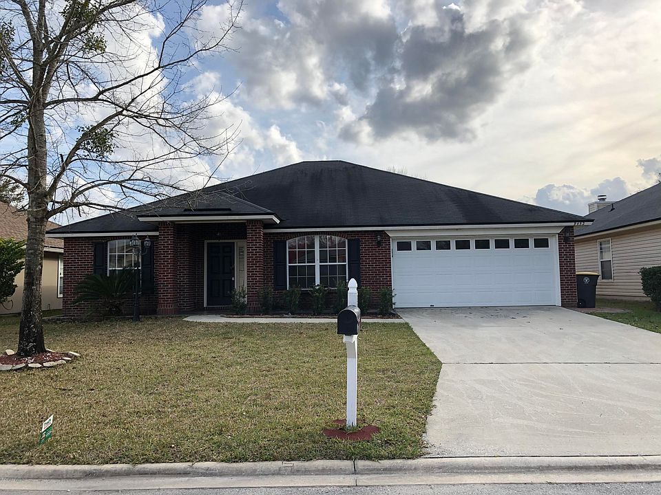 1st image of 9452 Telford Ln