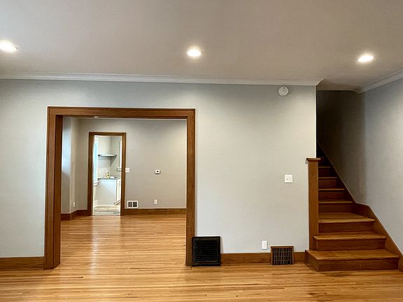 2nd image of 339 N 35th Ave