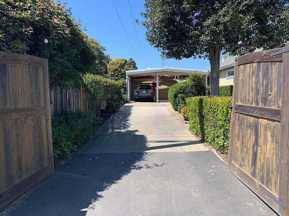 1st image of 4305B Portola Dr