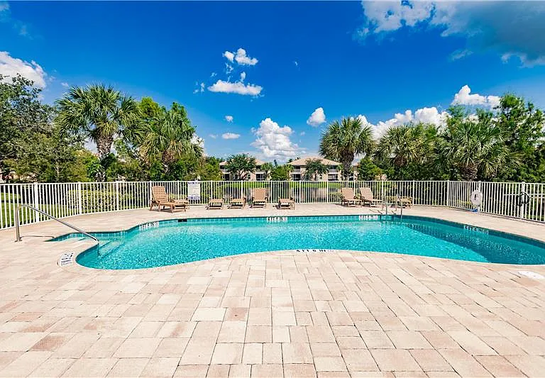 27400 Palmesta Cir #A — Photo 43