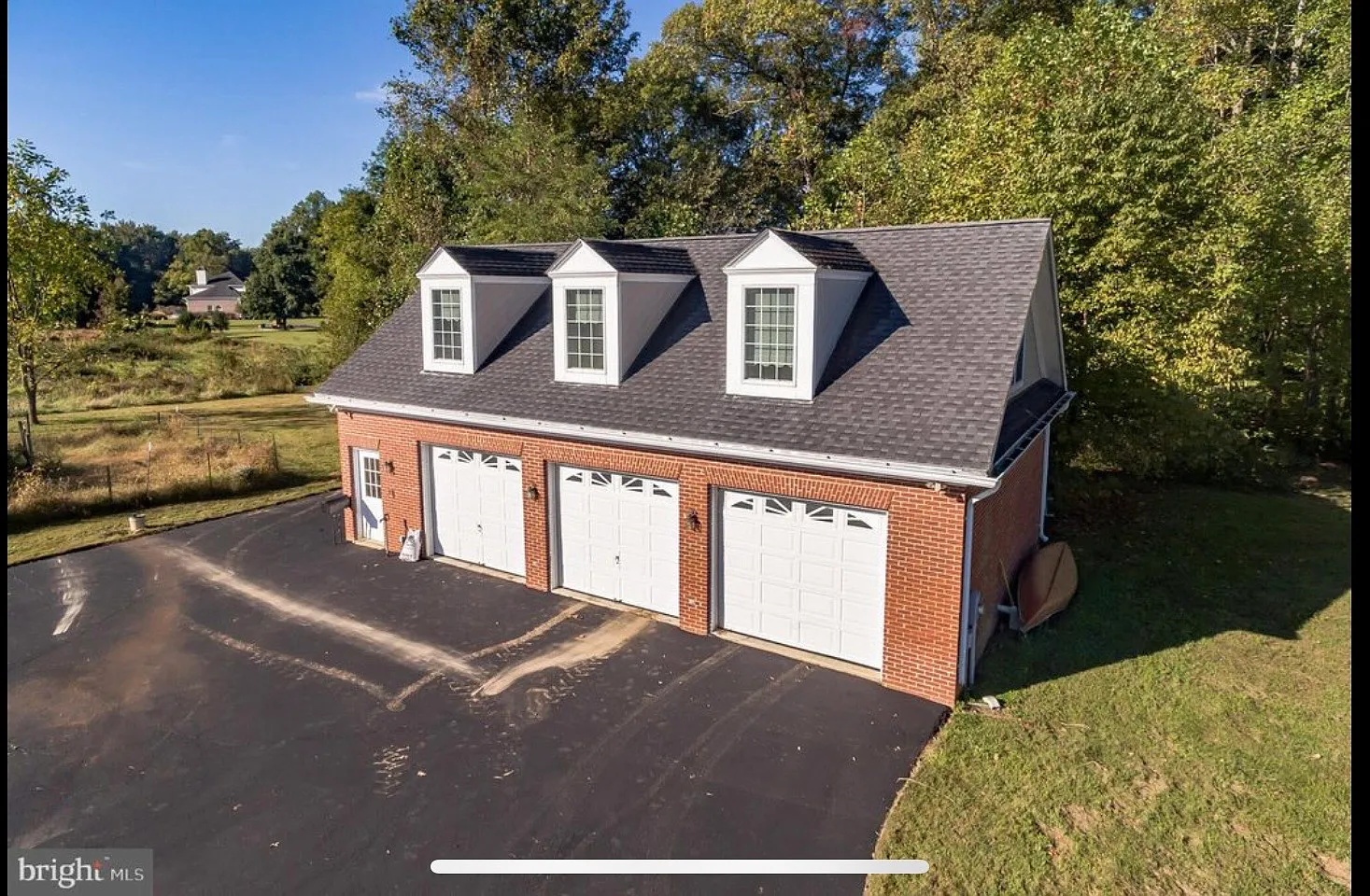 8400 Megan Ln — Photo 1