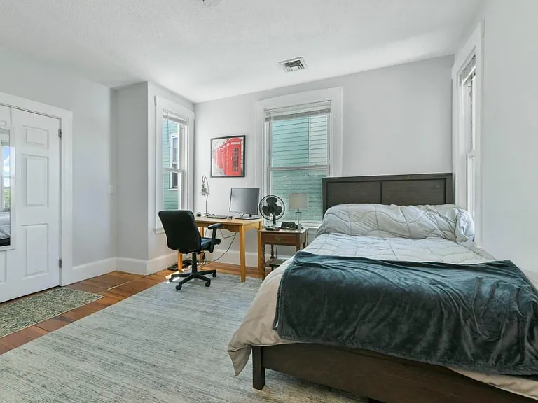 34-36 Boston St #3 — Photo 12