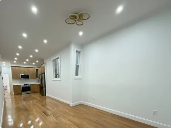 172 Union Street image 16 of 21