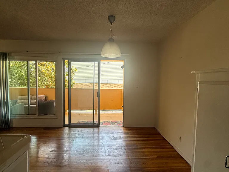 11727 Ohio Ave #6 — Photo 4