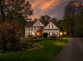 22 Spartan Dr, Bedford, NH 03110