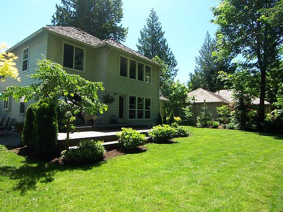 Expansive deck, great views & yard