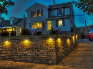 2 Gedney Rd, Lawrence Township, NJ 08648