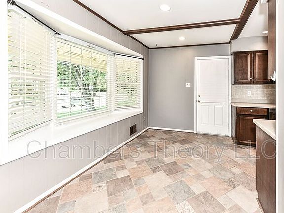 5th image of 4731 Carterwood Dr