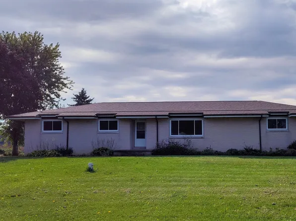 10406 Hill Rd, Goodrich, MI 48438