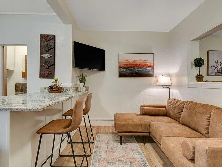 3916 Vegas Dr #1-A — Photo 17