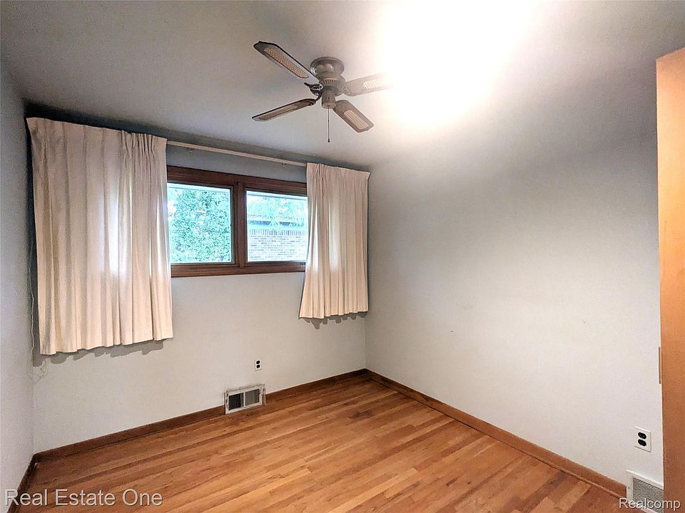 16034 Hauss Ave, photo 19