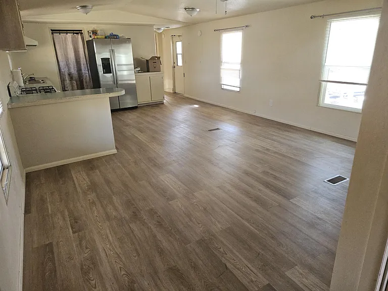 16161 N Forecastle Ave — Photo 7