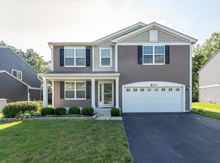 802 Timber Lake Dr, Antioch, IL 60002