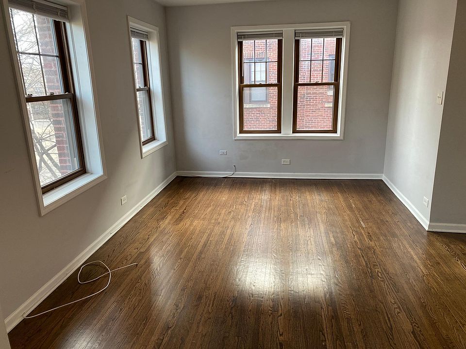 1st image of 3714 N Sheffield Ave APT 201