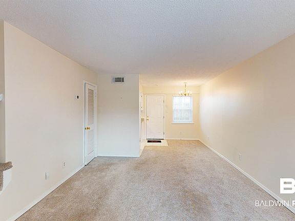 3rd image of 124 Du Rhu Dr #C