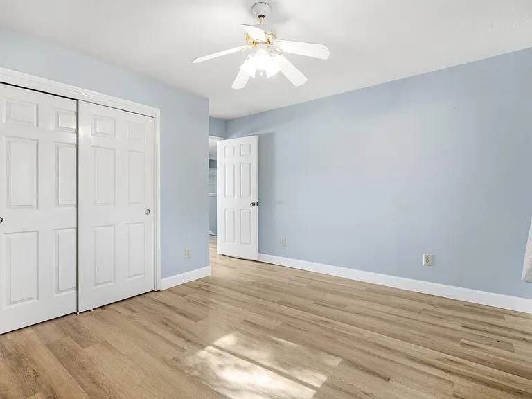 1326 Shrub Oak Dr — Photo 23