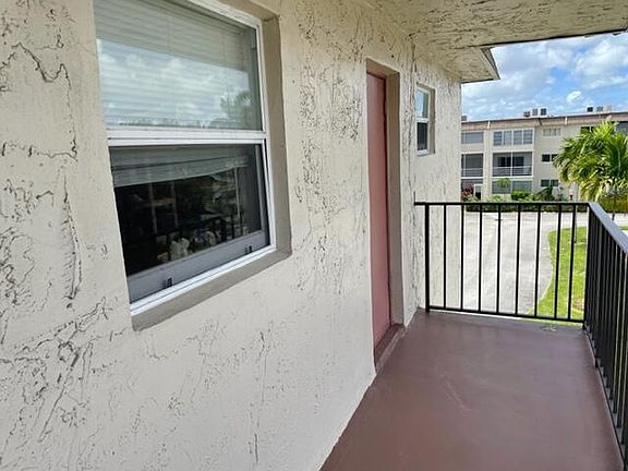 3rd image of 709 Lori Dr APT 306