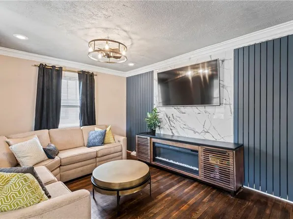 5130 Forest Ave, Kansas City, MO 64110