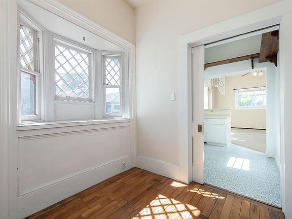 Another view of foyer