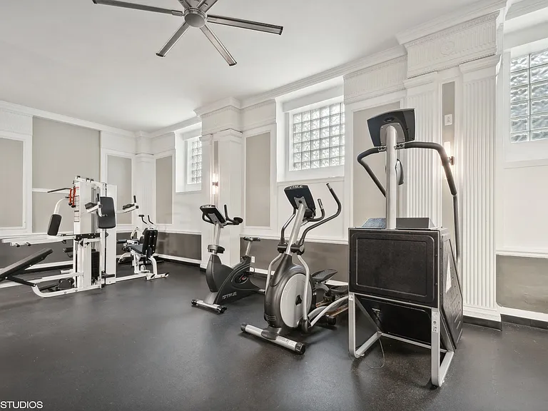 CWE Apartments — Photo 10