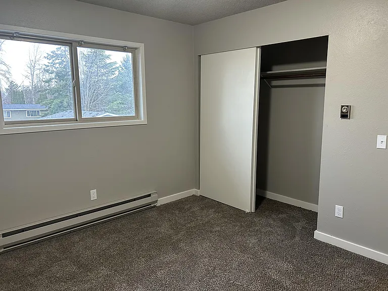 3437 Redwood Ave #14 — Photo 9