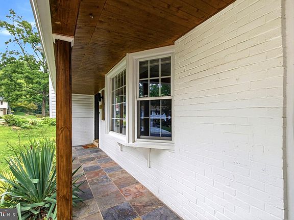 4th image of 7215 Willow Oak Pl