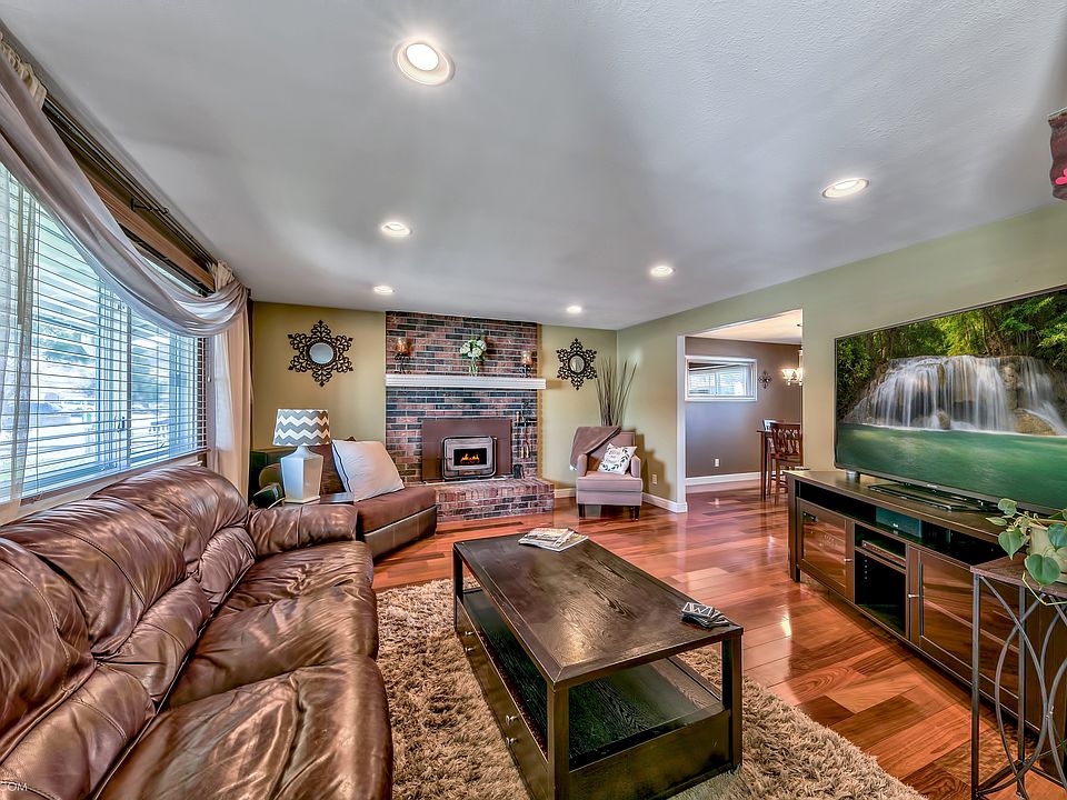 1st image of 7303 Windmill Dr