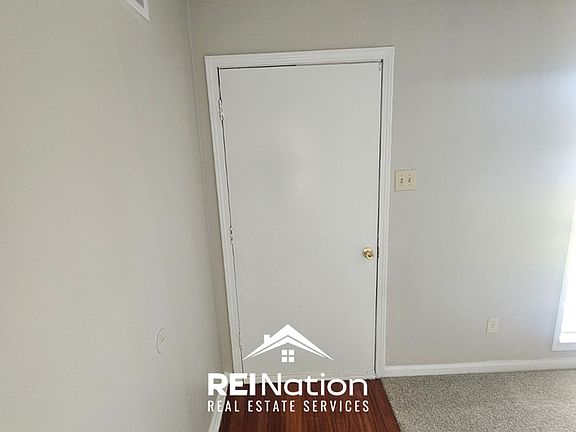 3rd image of 5739 Tulip Tree Dr
