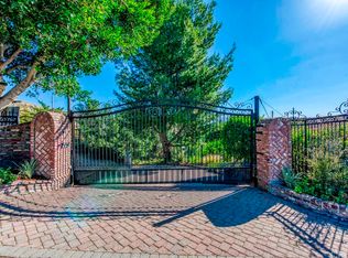 17879 Ridgeway Rd, Granada Hills, CA 91344